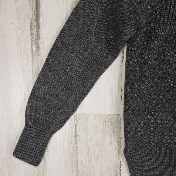 NWT St. John's Bay Gray Metallic Heavyweight Crew Neck Sweater Womens Size Small - Picture 4 of 11